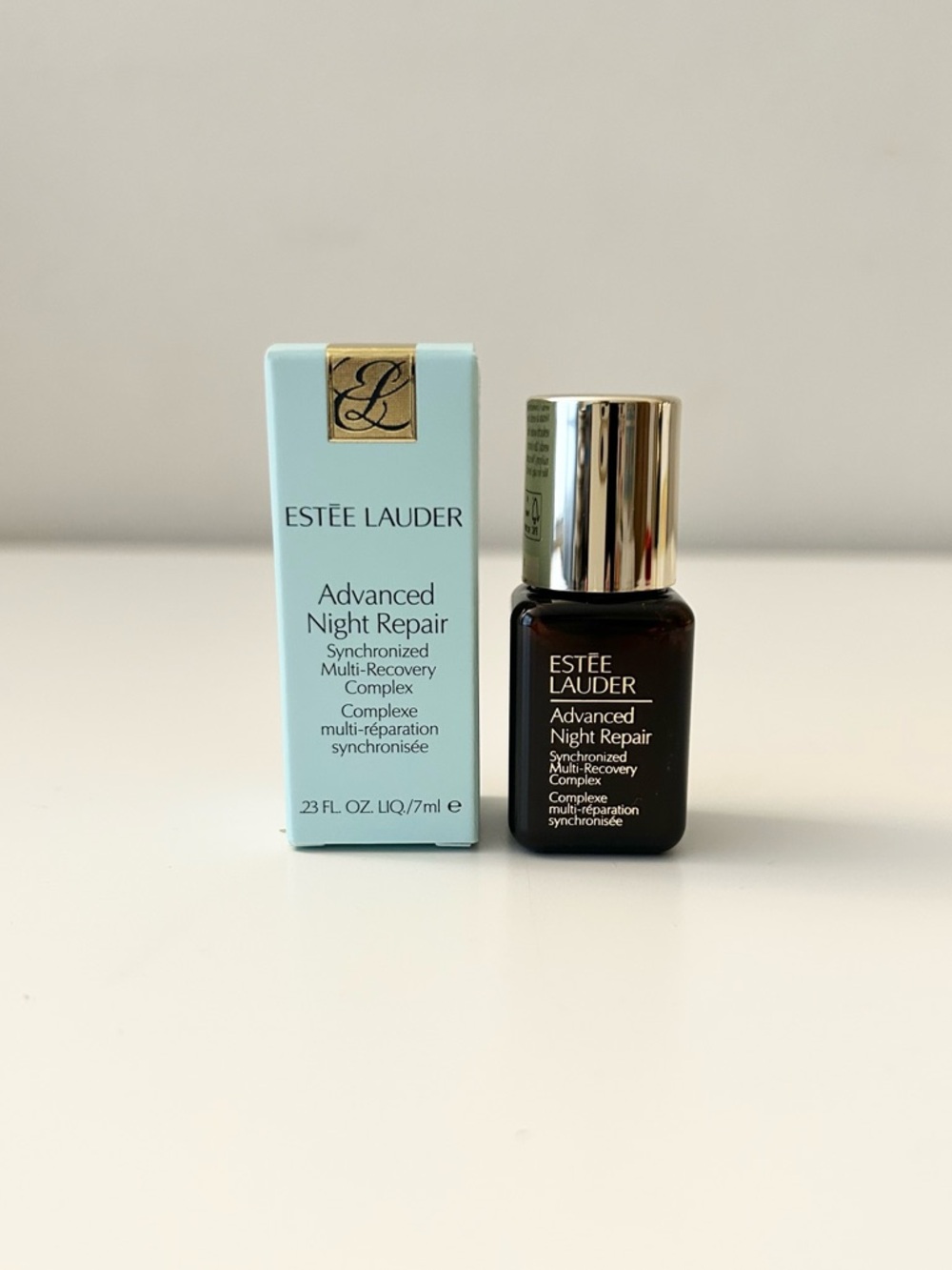 🌸ESTEE LAUDER Advanced Night Repair Serume Deluxe Mini 7mL